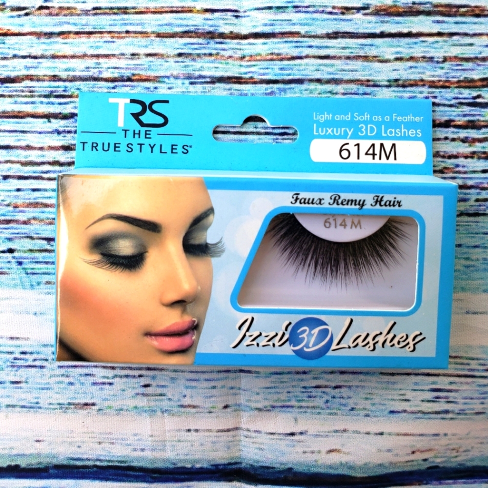 Izzy 3D Luxury Lashes